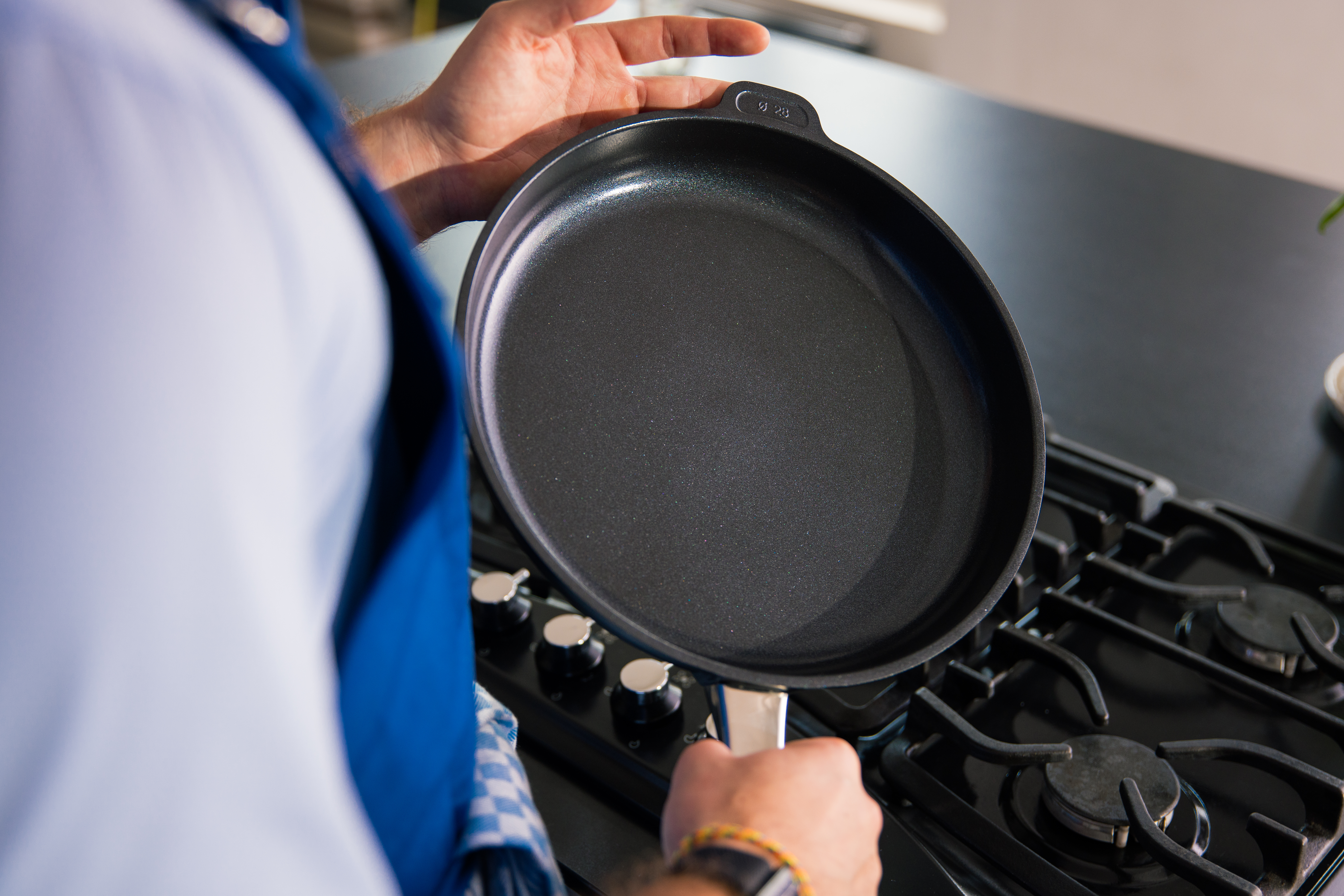 Guß-Bratpfanne - 26cm - 4,5cm - EVO Guß-Bratpfanne - 26cm - 4,5cm - EVO