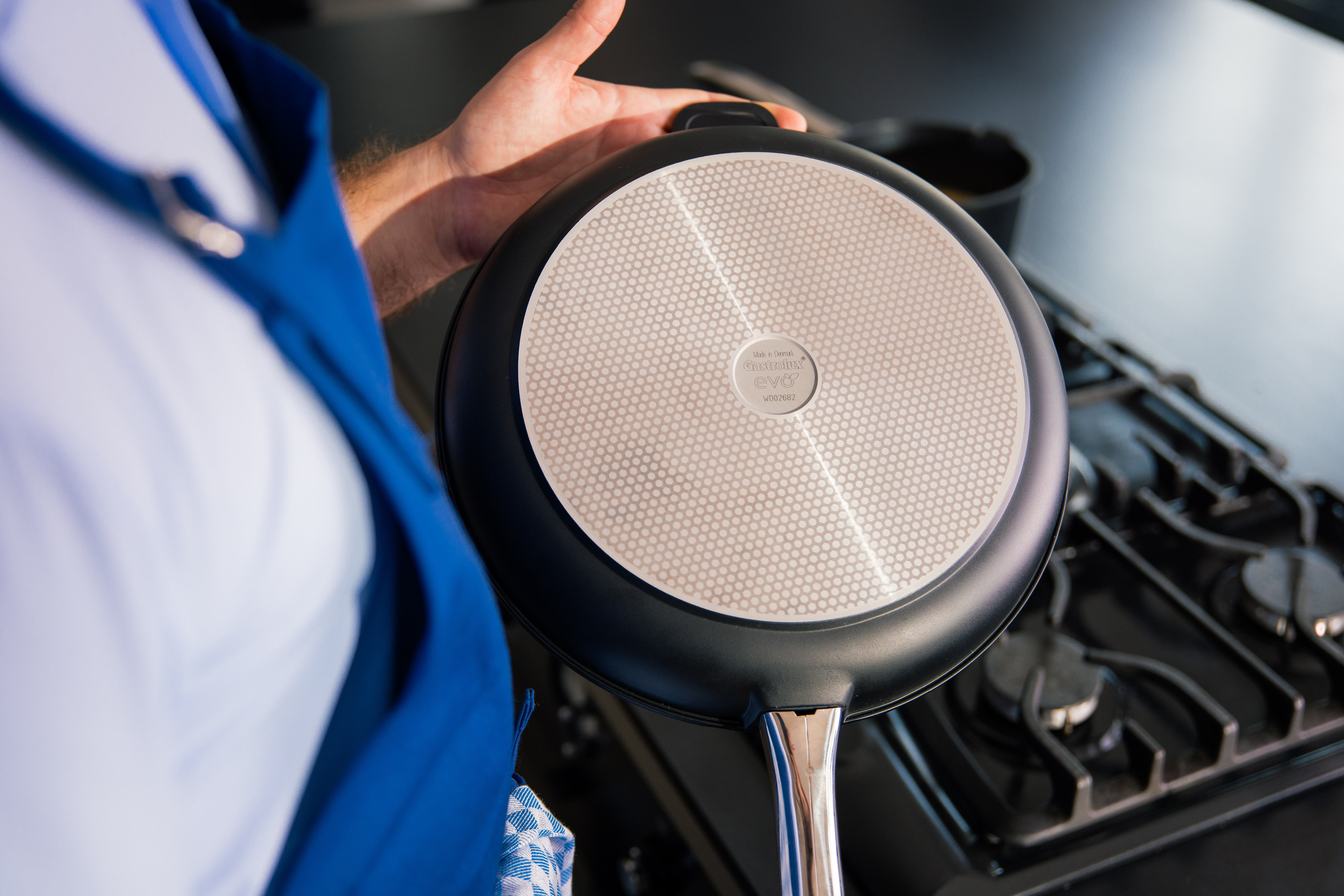 Guß-Bratpfanne - 24cm - 4,5cm - EVO